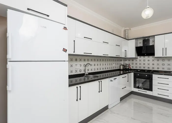 Sasha 2 * Ортаджа